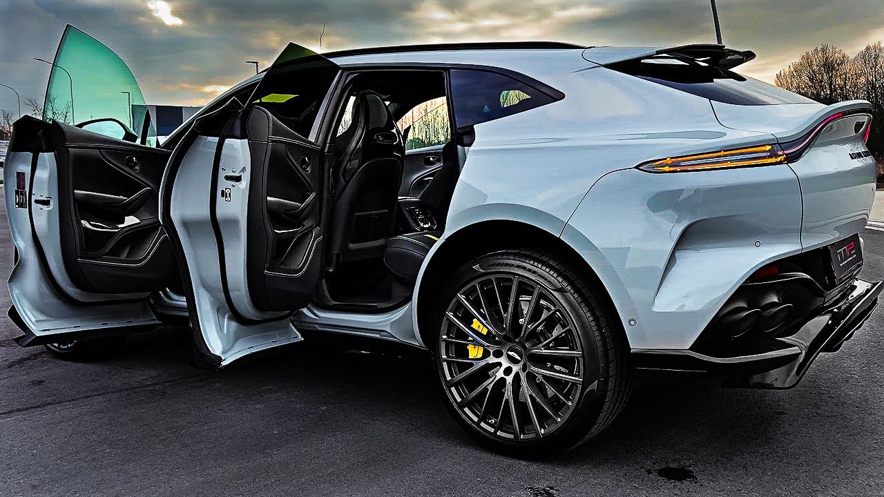 2023 Aston Martin DBX707